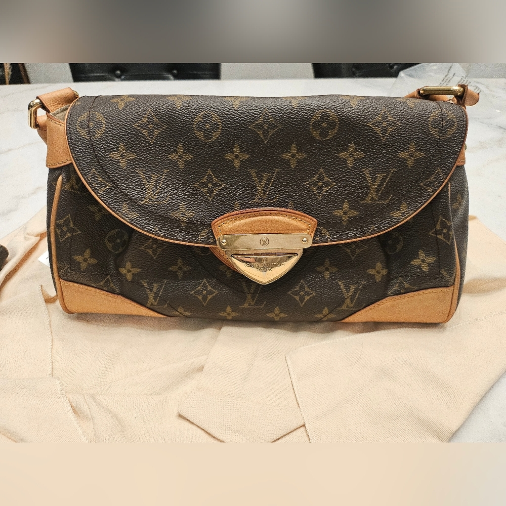 Louis Vuitton Brown Monogram Canvas Beverly shoulder bag